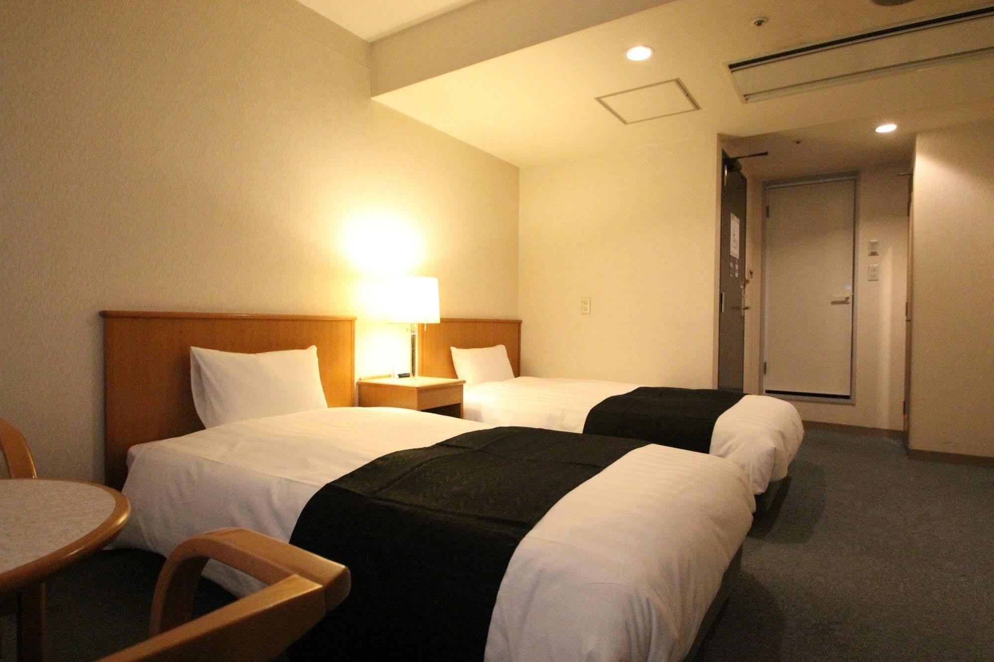 Apa Hotel Yokohama Tsurumi Екстериор снимка